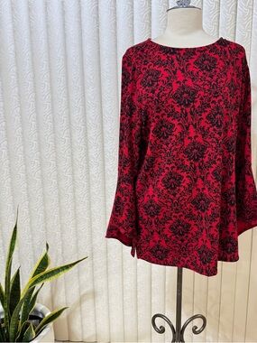 Investments Red and Black Damask Tunic Top